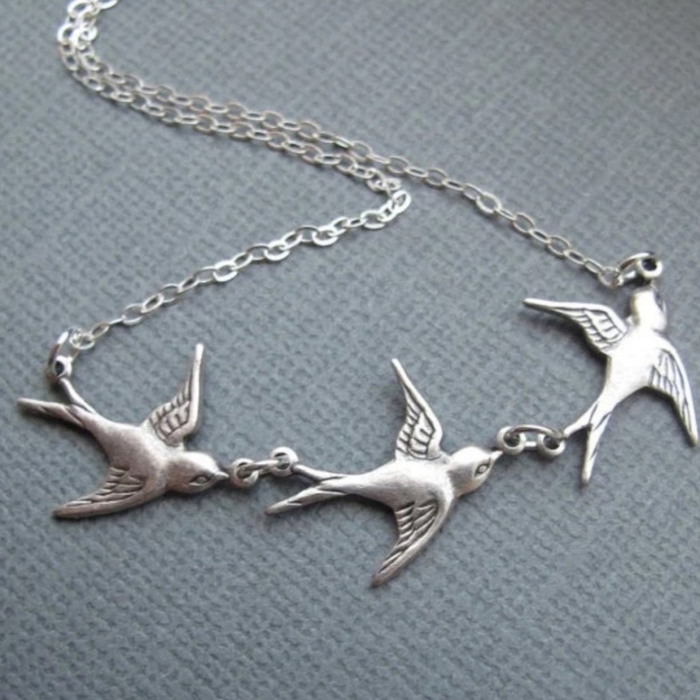 Sparrow necklace